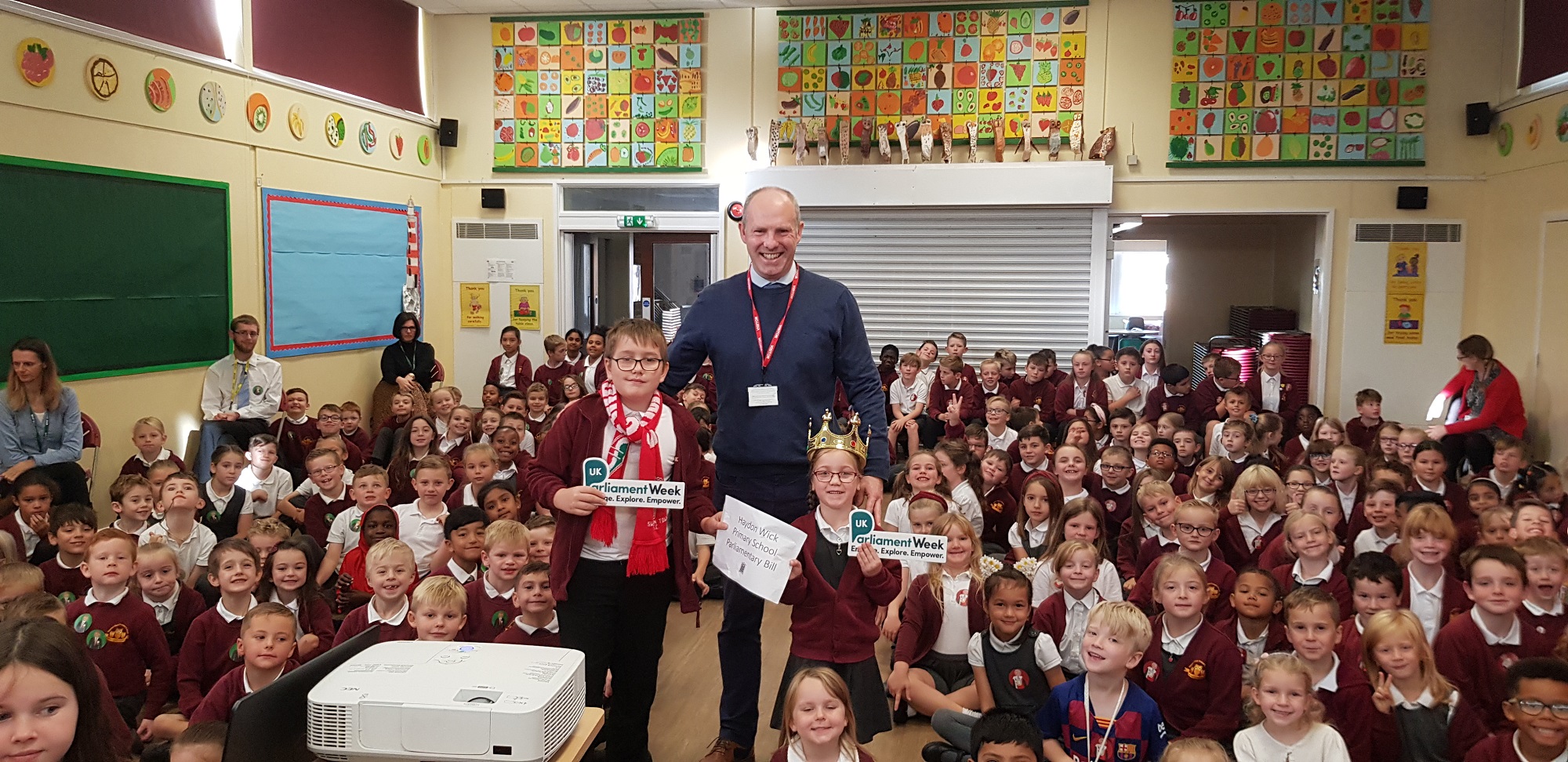 Justin Visits Haydon Wick Primary School For A Special Assembly