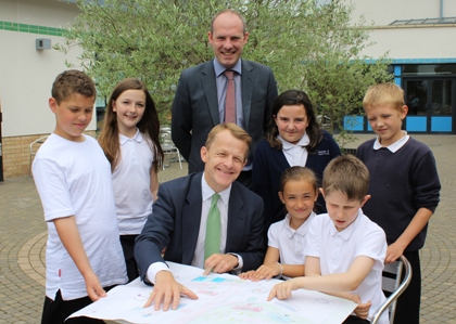 Justin Welcomes Schools Minister To Seven Fields Primary