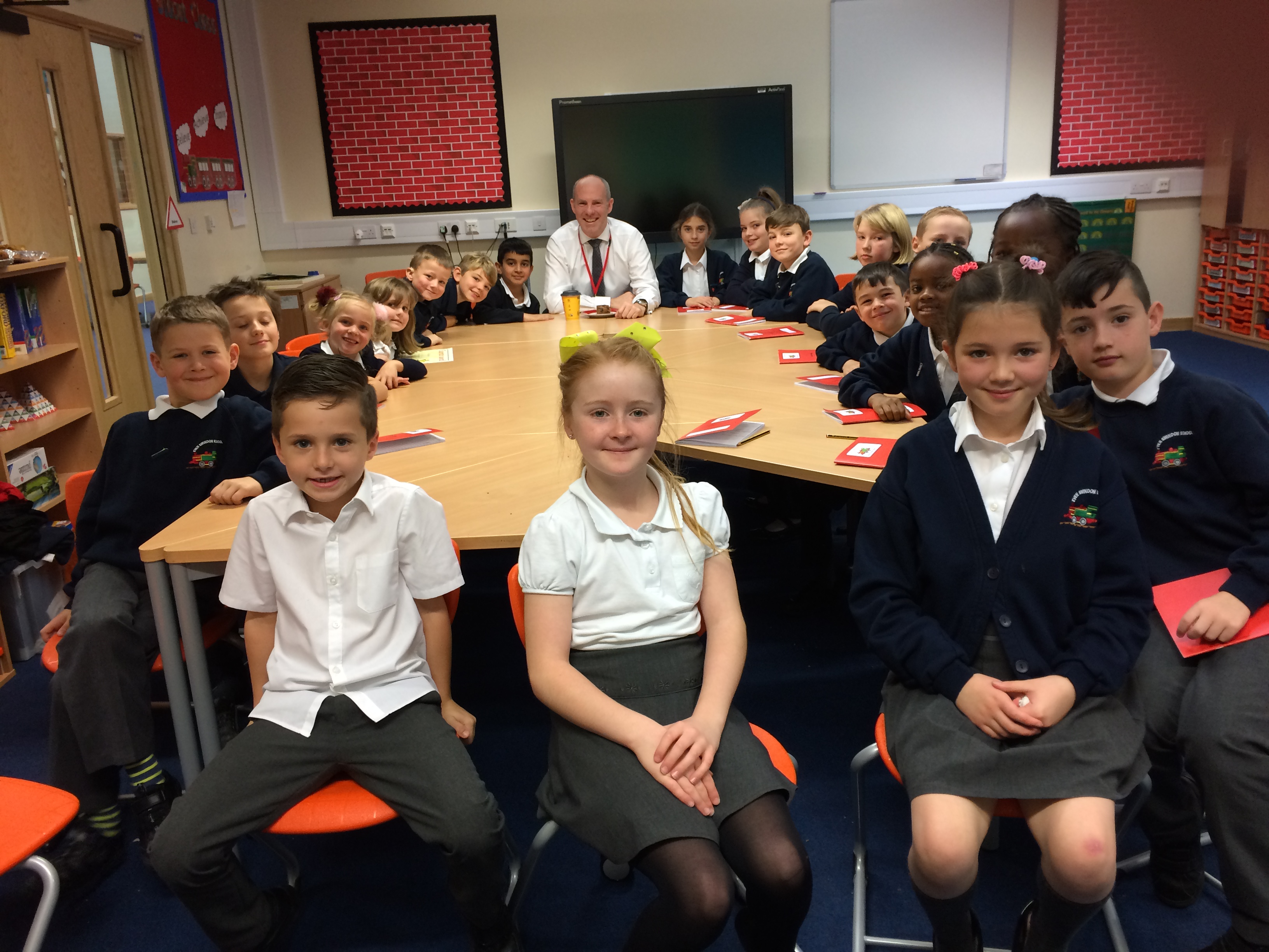 North Swindon MP Meets Even Swindon School Council