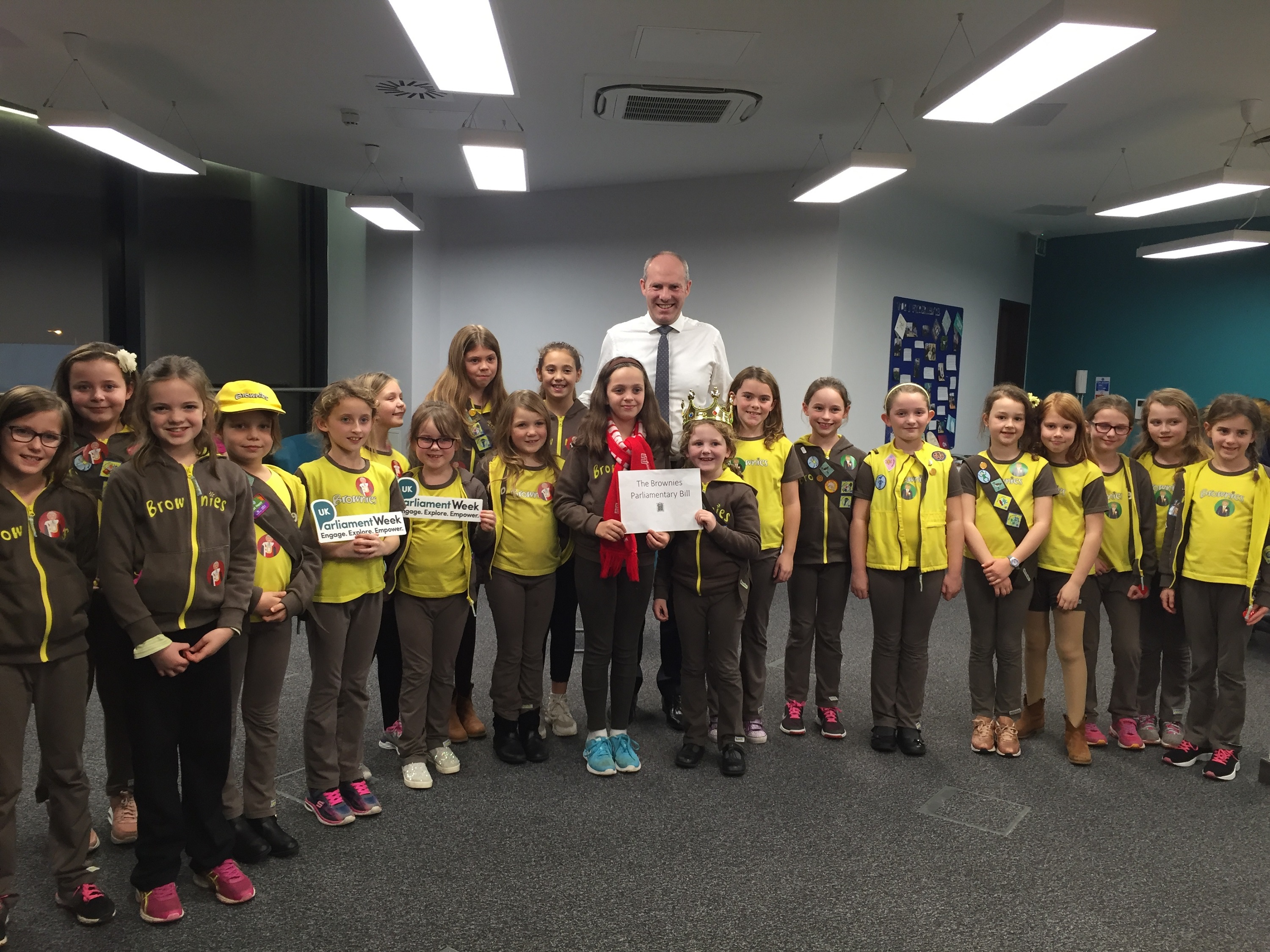 North Swindon Welcomes Brownies To Community Office For Parliament Week Event