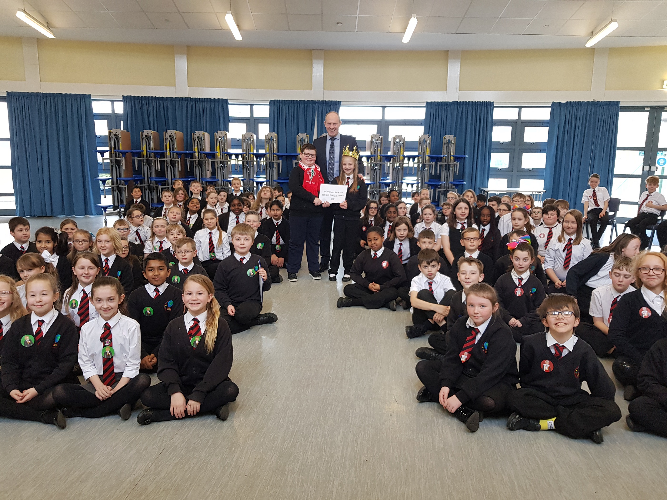 Local MP Helps Moredon Primary School Pass Their Own Parliamentary Bill