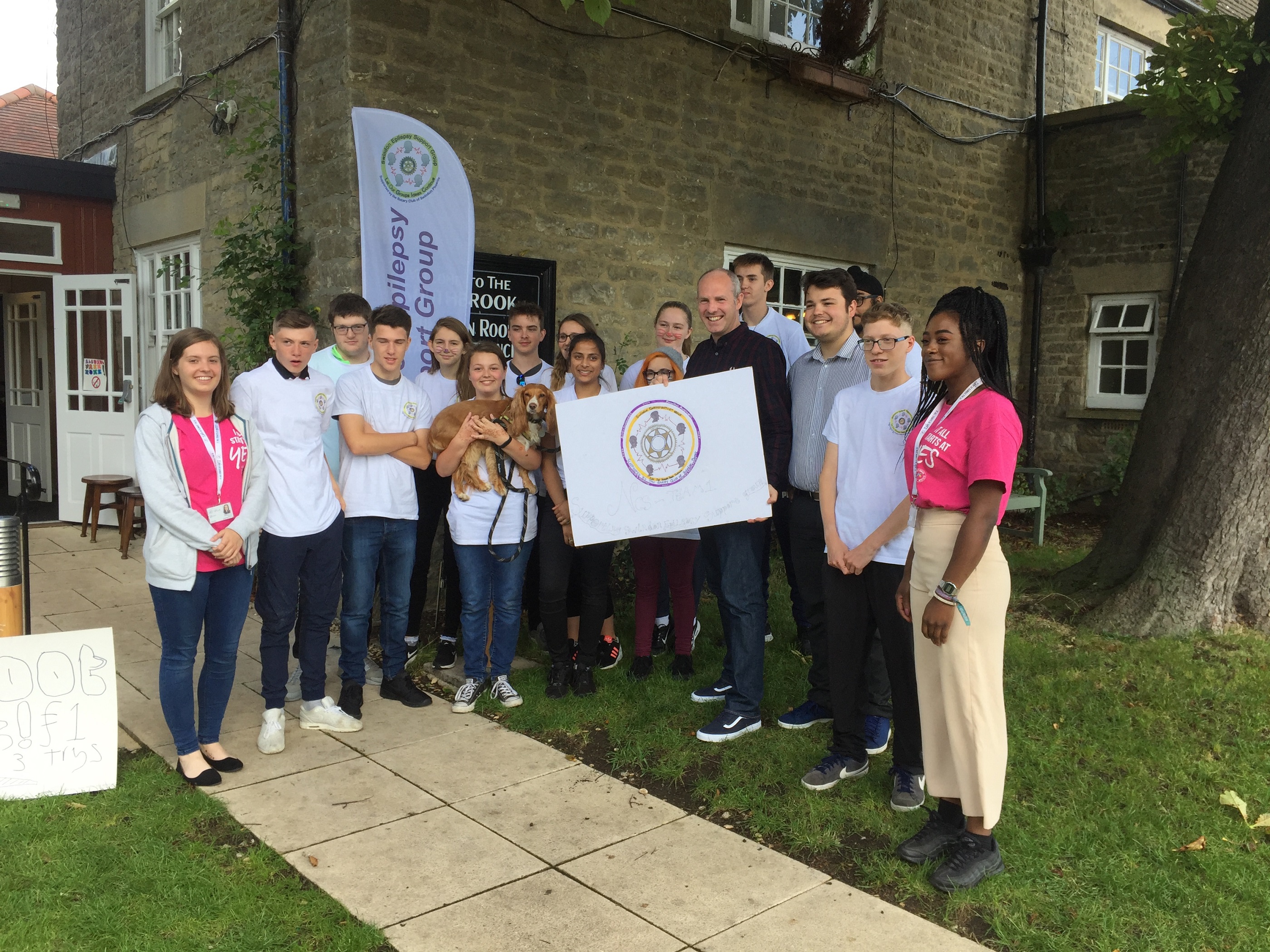 Justin Tomlinson MP Champions Young People Participating In National Citizen Service At Fundraising Event