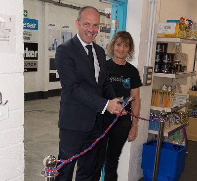 North Swindon MP Officially Opens Aqualush