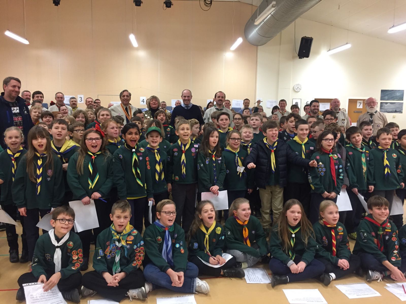 Justin Tomlinson MP Supports Scouts’ Christmas Post