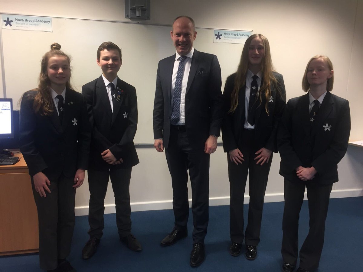 North Swindon MP Hails STEM Programme At Nova Hreod Academy