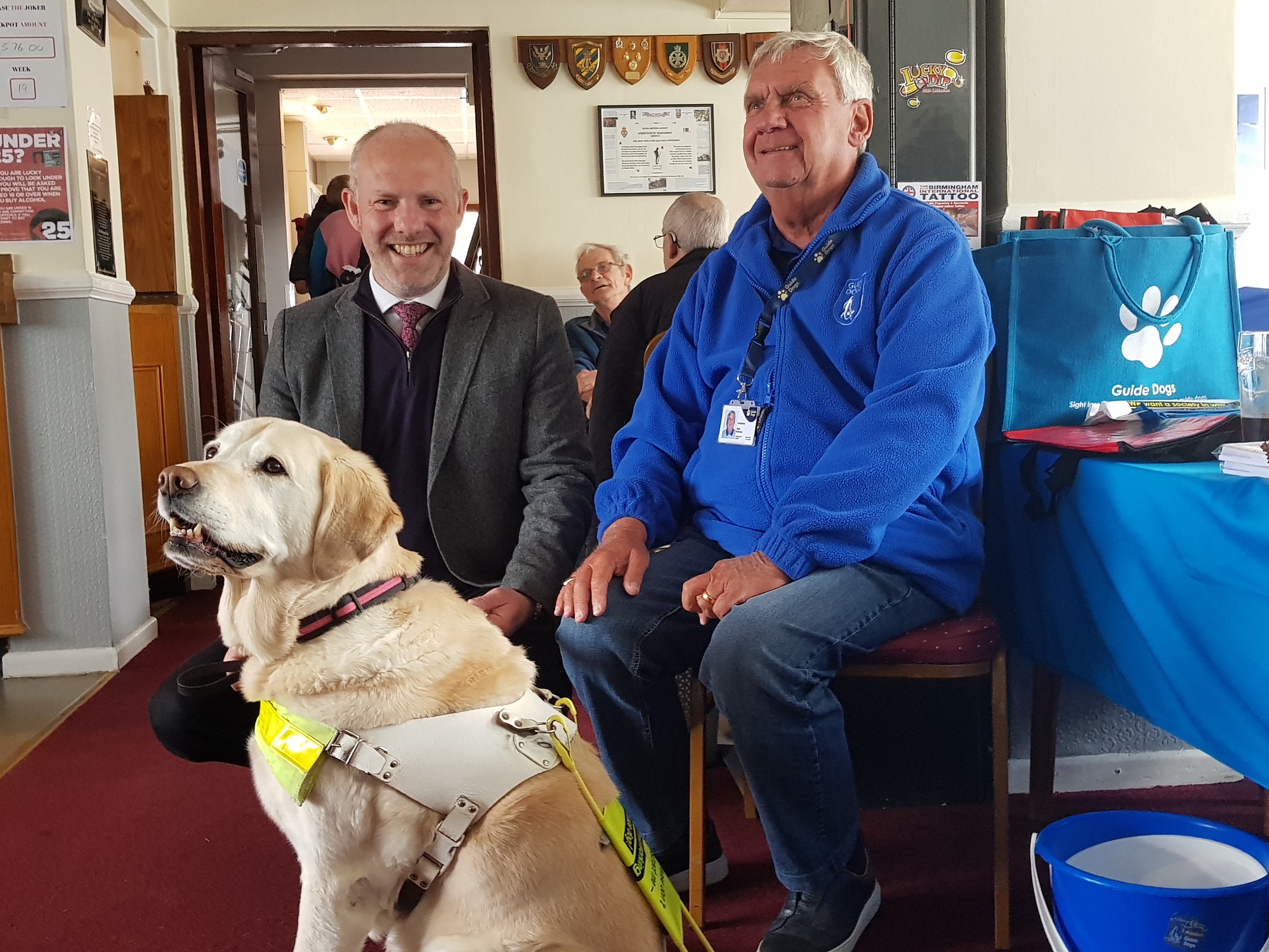 Justin Tomlinson MP Backs Guide Dogs’ “All Things Equal” Campaign